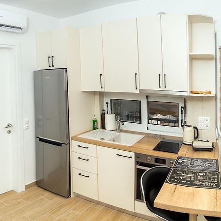 Modern Studio Chiou Atenas Exterior foto
