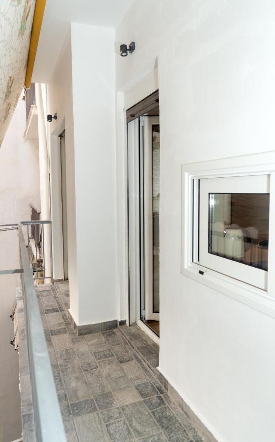 Modern Studio Chiou Atenas Exterior foto