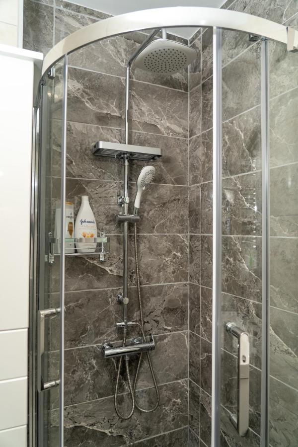 Modern Studio Chiou Atenas Exterior foto